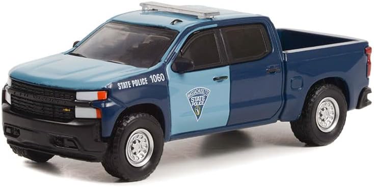 Greenlight 43000-E Hot Pursuit Series 42-2021 Chevy Silverado - Полицията на щата Масачузетс, Монолитен под